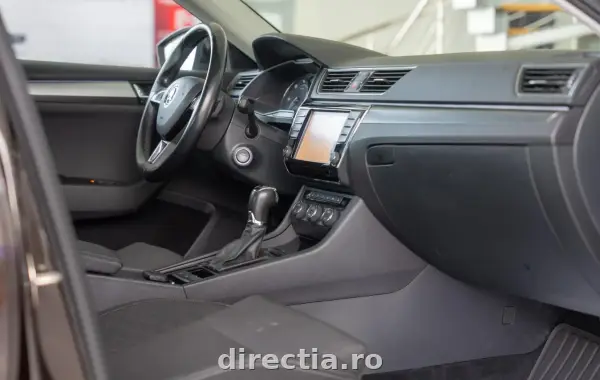 Poza anunț 13