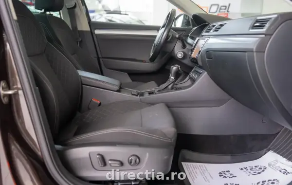 Poza anunț 12