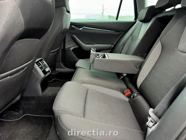 Poza anunț 30
