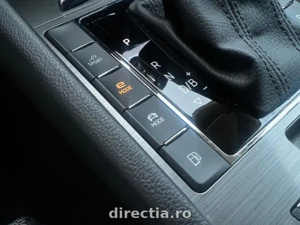 Poza anunț 18
