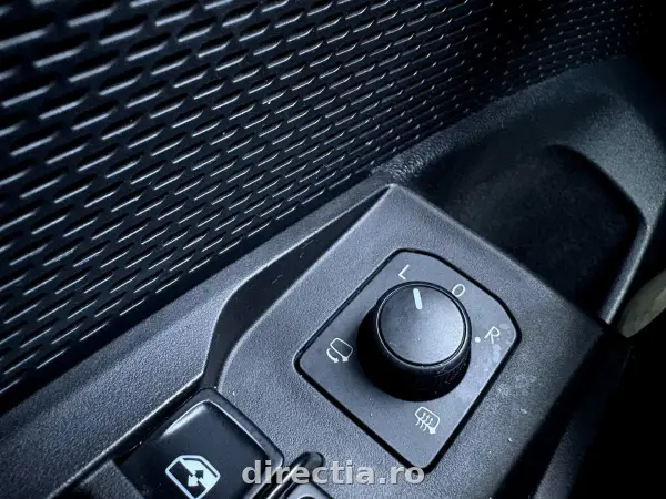 Poza anunț 24