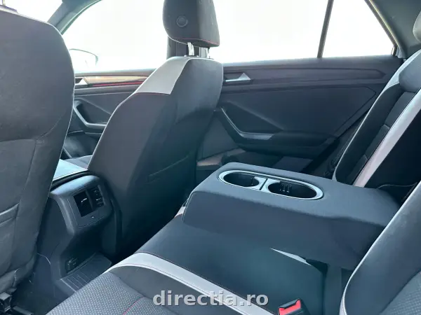 Poza anunț 17