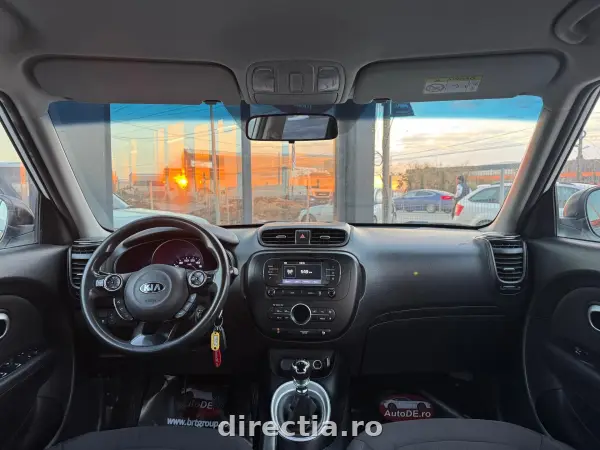 Poza anunț 8
