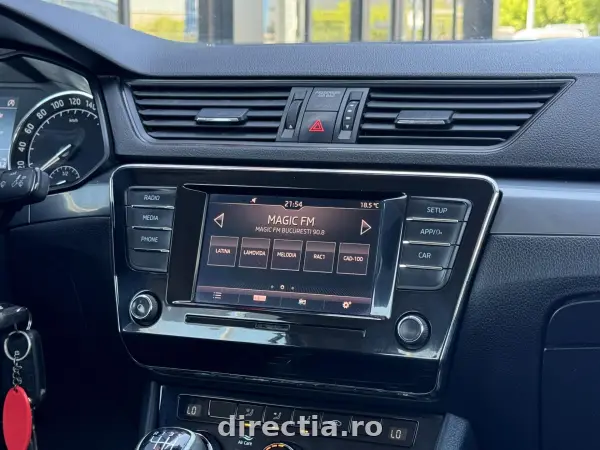 Poza anunț 12