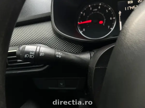 Poza anunț 13