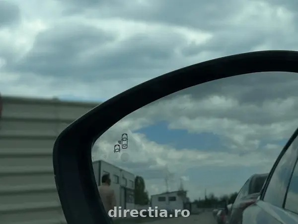 Poza anunț 36