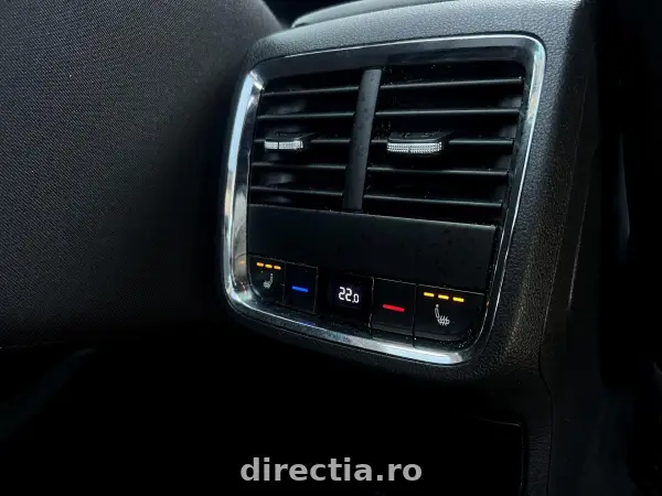 Poza anunț 12