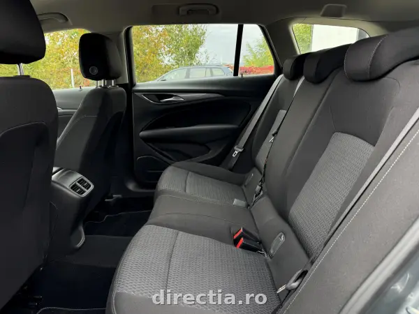 Poza anunț 18