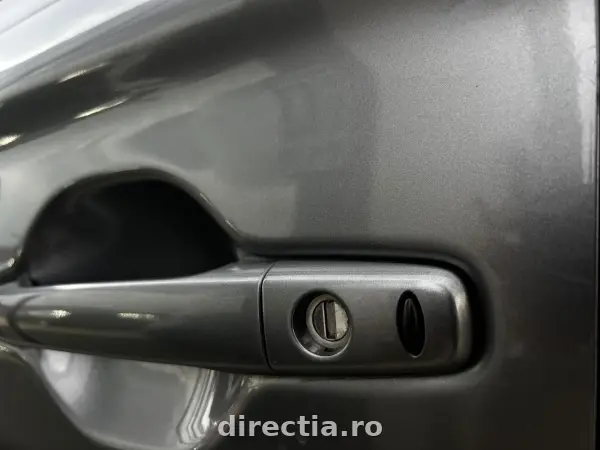 Poza anunț 12