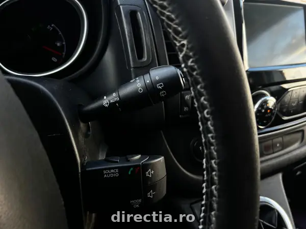 Poza anunț 12