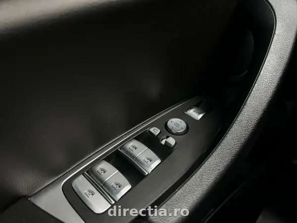 Poza anunț 32