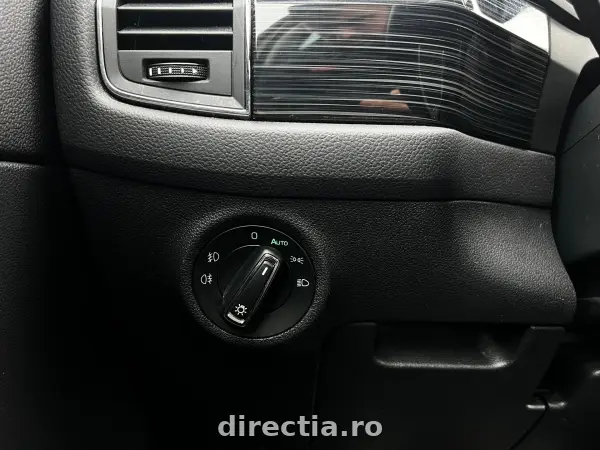 Poza anunț 19