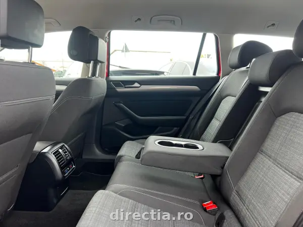 Poza anunț 36