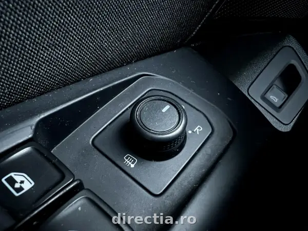 Poza anunț 18