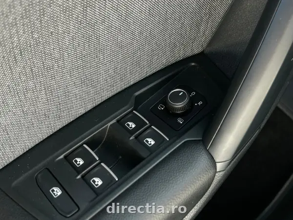 Poza anunț 36