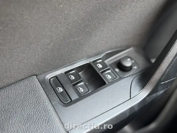 Poza anunț 26