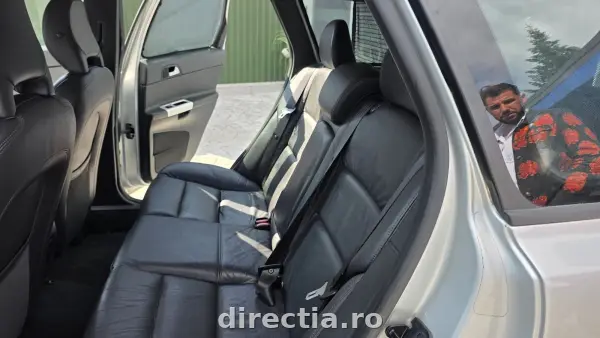 Poza anunț 12