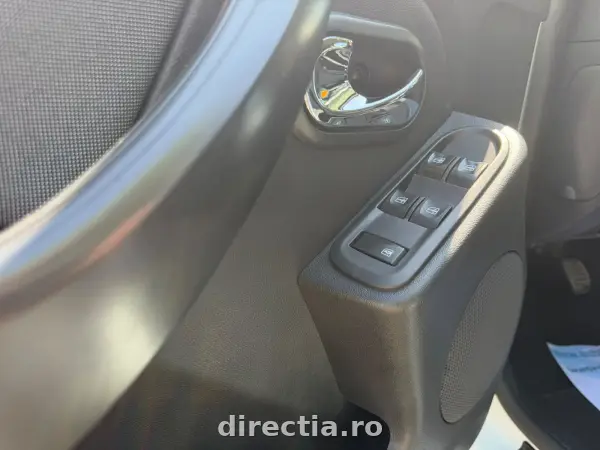 Poza anunț 13