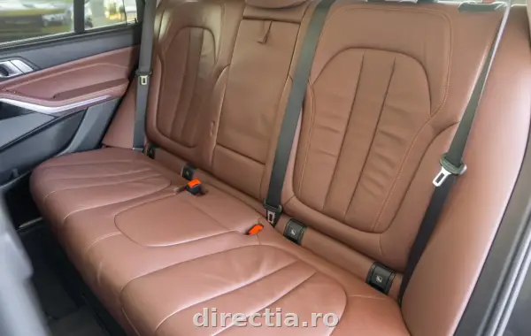 Poza anunț 32