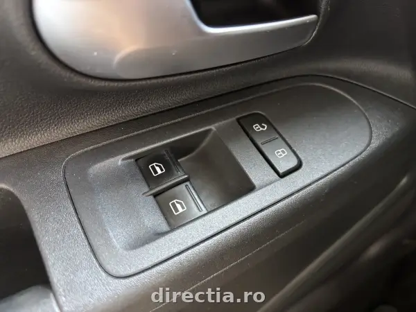 Poza anunț 19
