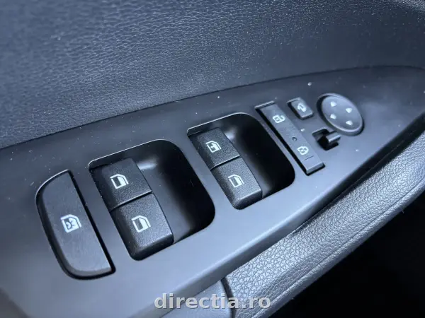 Poza anunț 28