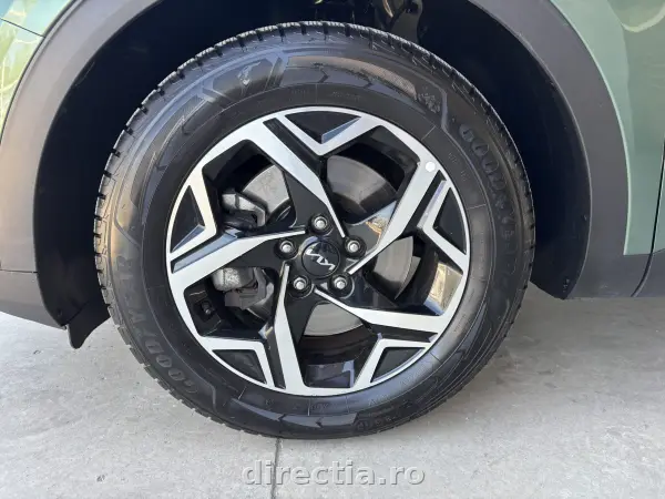 Poza anunț 35