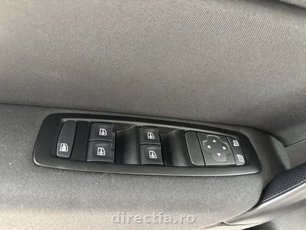 Poza anunț 32