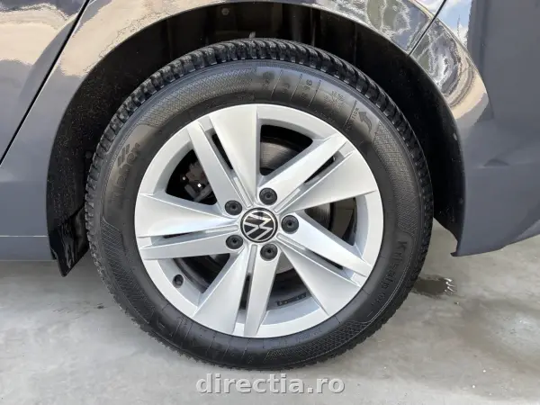 Poza anunț 36