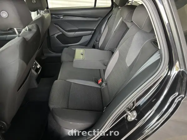 Poza anunț 32