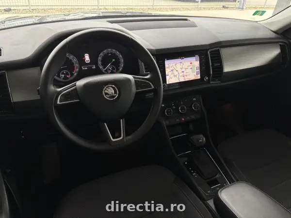 Poza anunț 12