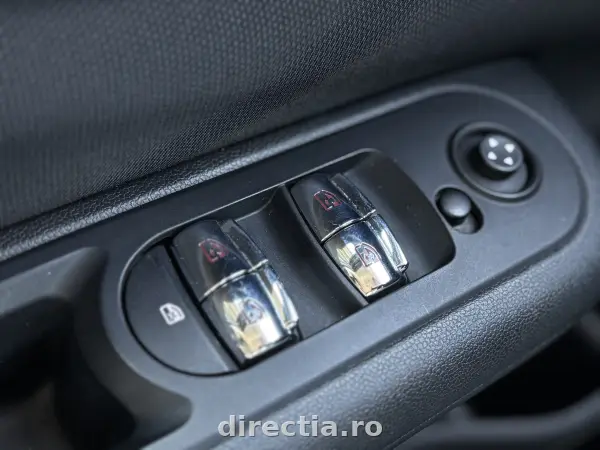 Poza anunț 32