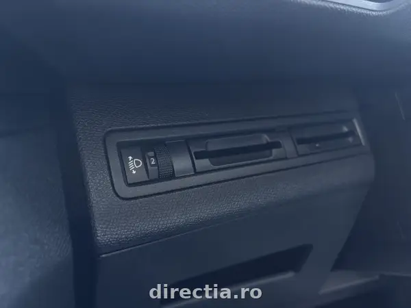 Poza anunț 28