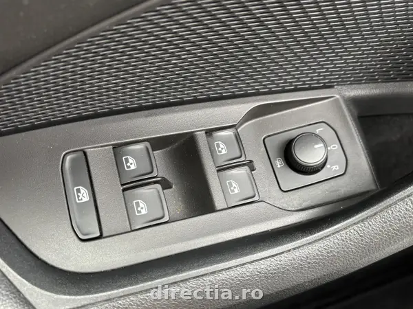 Poza anunț 25