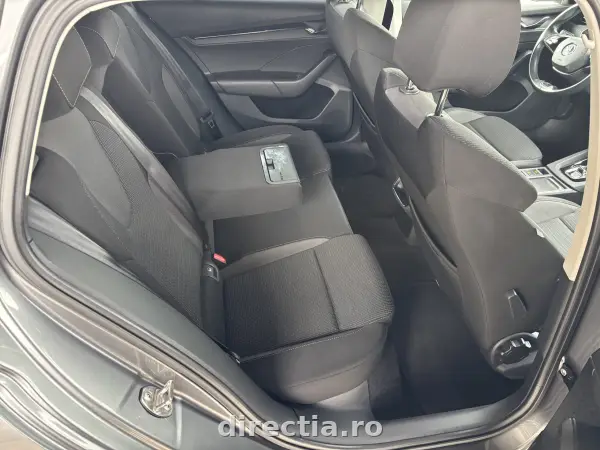 Poza anunț 32
