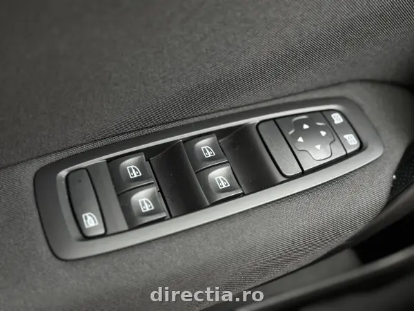 Poza anunț 25