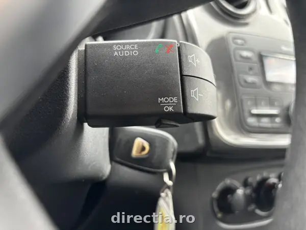Poza anunț 16