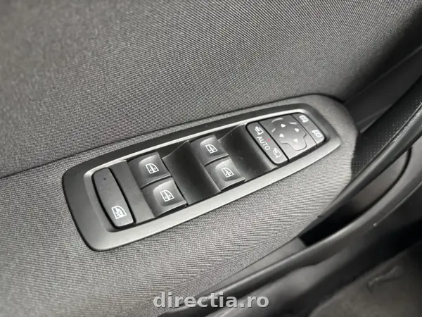 Poza anunț 28