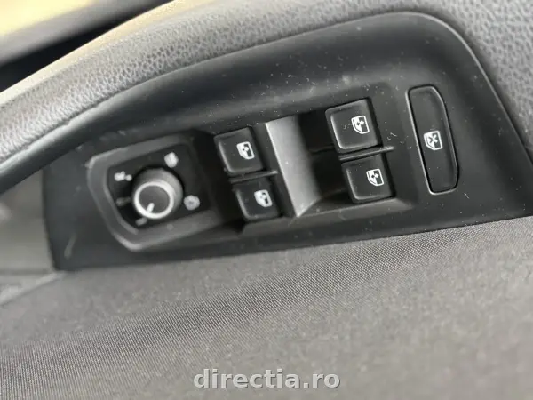 Poza anunț 30
