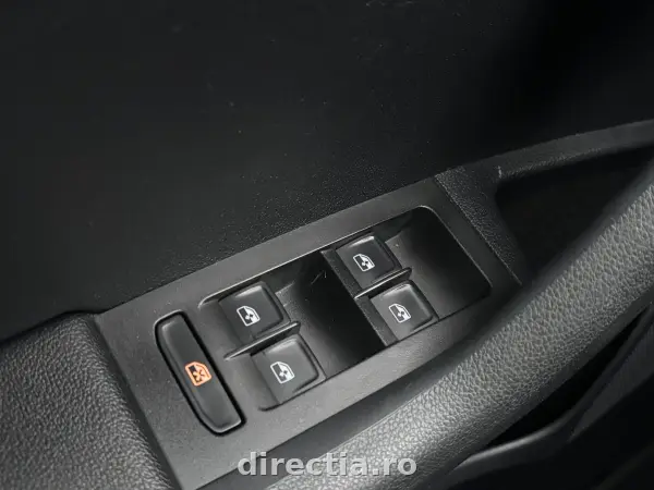 Poza anunț 31
