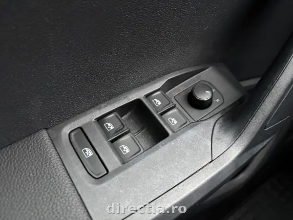 Poza anunț 28