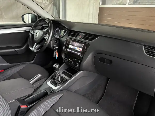 Poza anunț 12