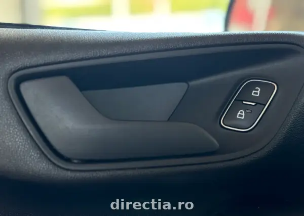 Poza anunț 23