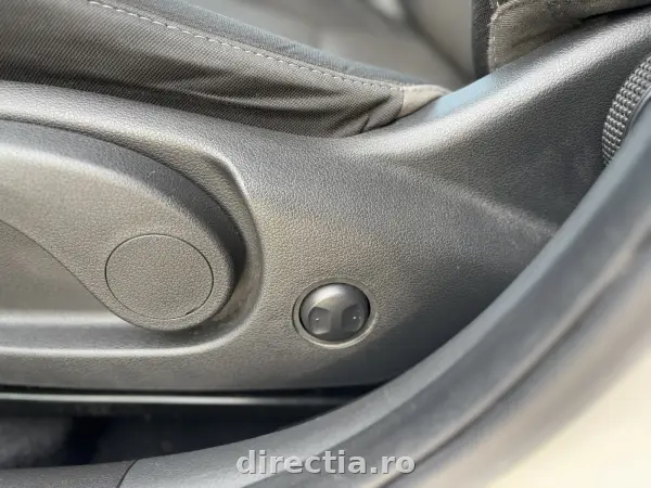 Poza anunț 12