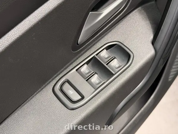 Poza anunț 28