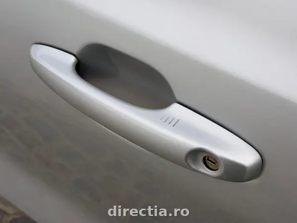 Poza anunț 13