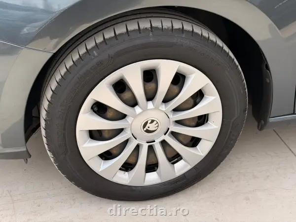 Poza anunț 32