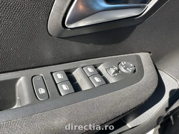 Poza anunț 26
