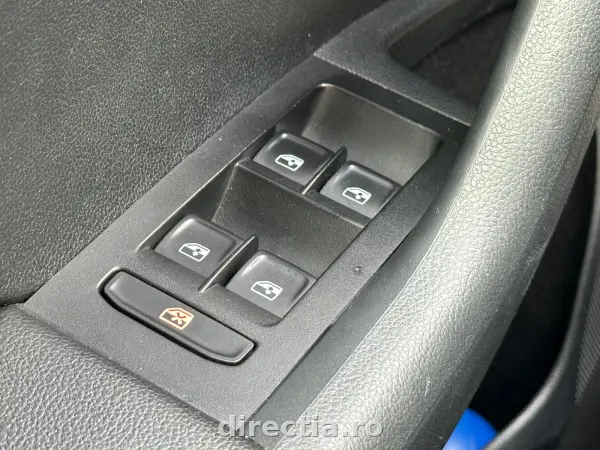 Poza anunț 32