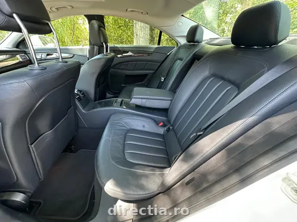 Poza anunț 18