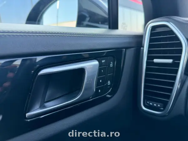 Poza anunț 28
